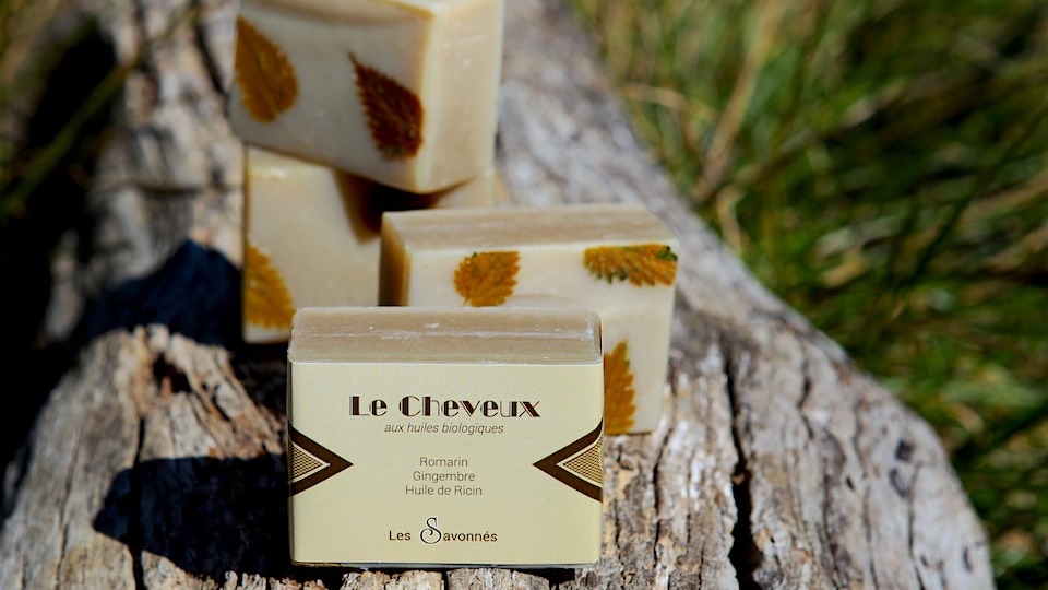 savon vegetal bio cheveux