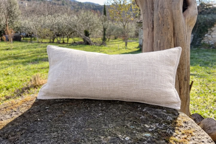 Natural Cushion 30x50 cm – Comfort